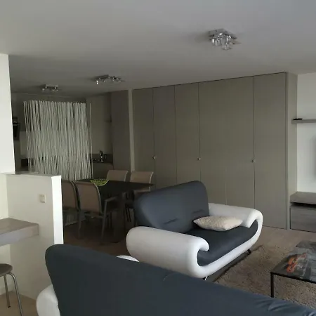 Asterie Newport Lux App 2x2 Apartamento *